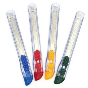 ESTILETE PLÁSTICO ESTREITO 9MM RADEX